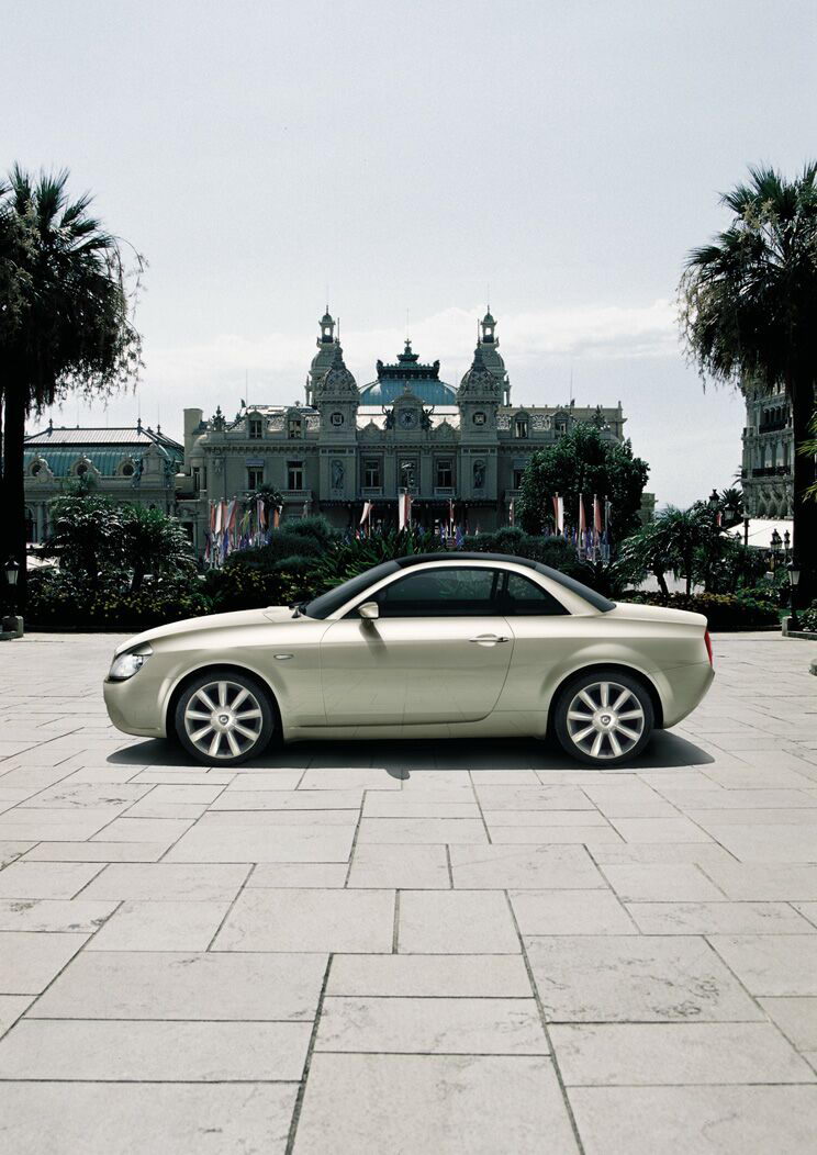 Lancia Fulvia 2003 009.jpg